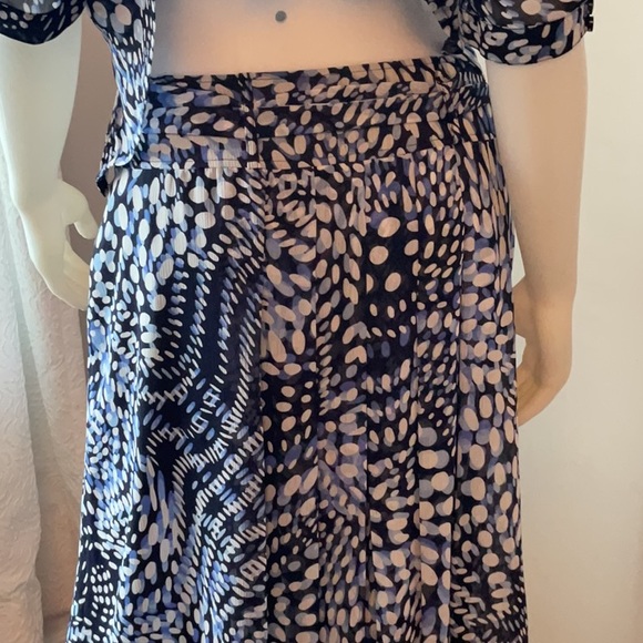 Gelco Skirt Set - Picture 11 of 16